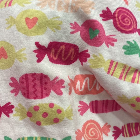 2PC The Children’s Place Snug fitting Wrapped Candy Pajamas Girls 8 - Picture 3 of 9